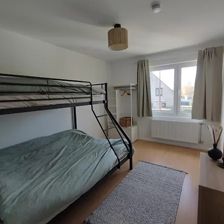 Semesterbostad Warvinge 73 De Haan